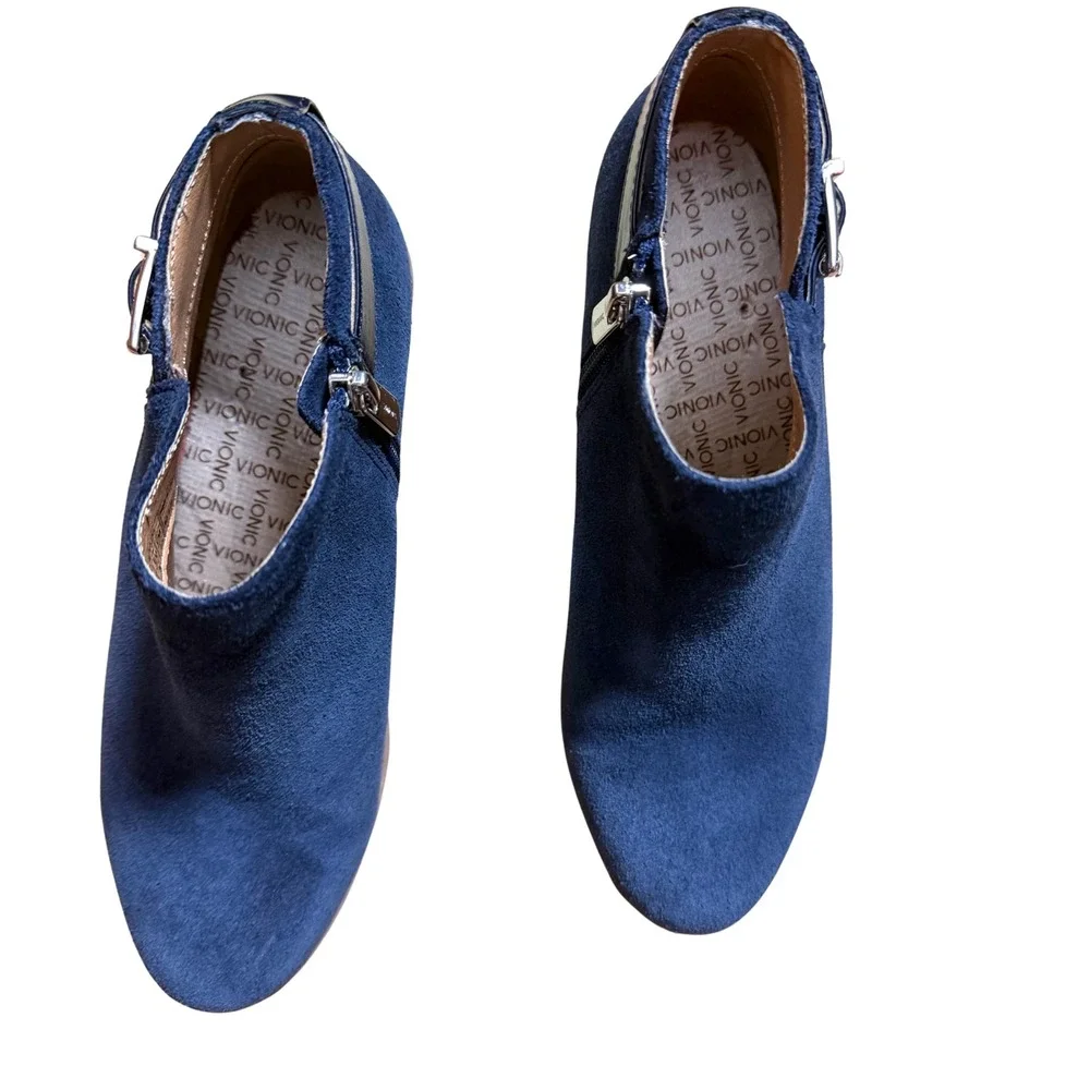 Vionic Blue Suede Ankle Booties Size 6 Buckle Side Zip Block Heel Comfort